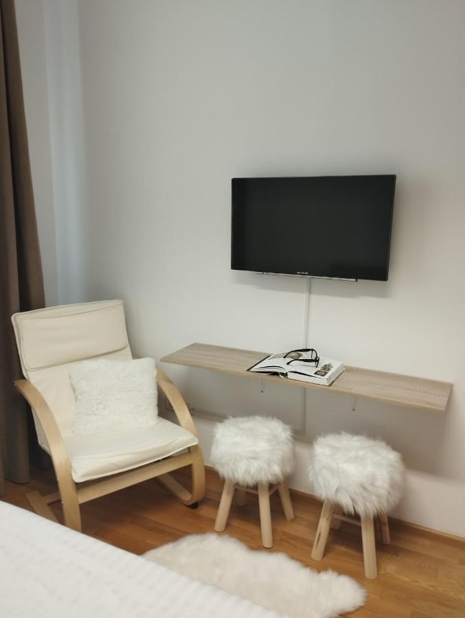 Bella Vista - Cozy Apartments With Easy Check-In And Free Parking Split Exterior foto